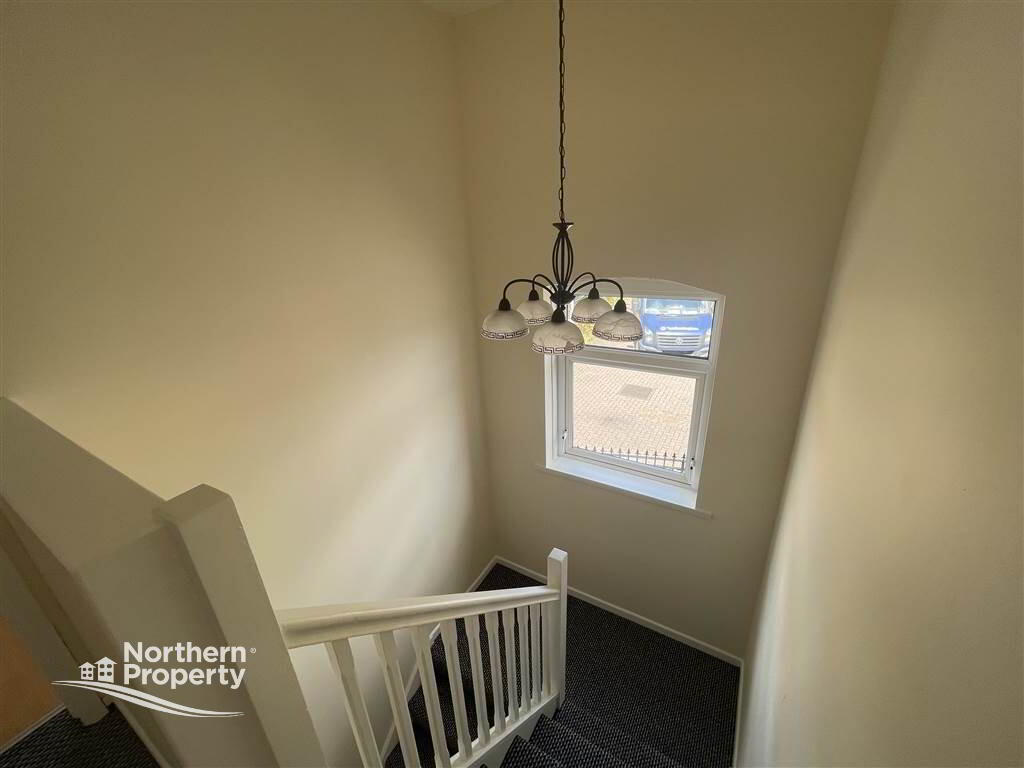 Photo 11 of 6 Lisfaddan Crescent, Belfast