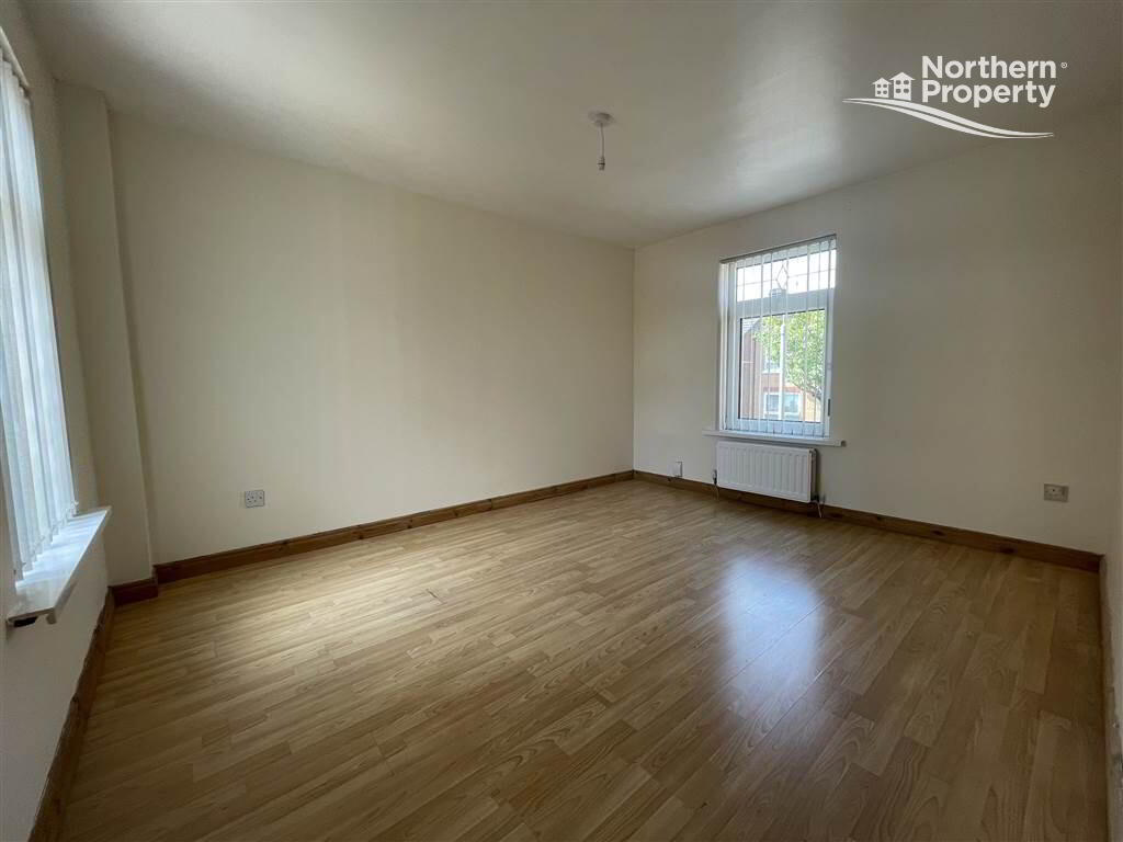 Photo 12 of 6 Lisfaddan Crescent, Belfast