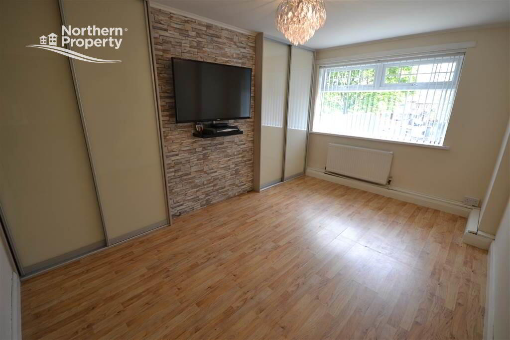 Photo 2 of 158 Bingnian Drive, Belfast