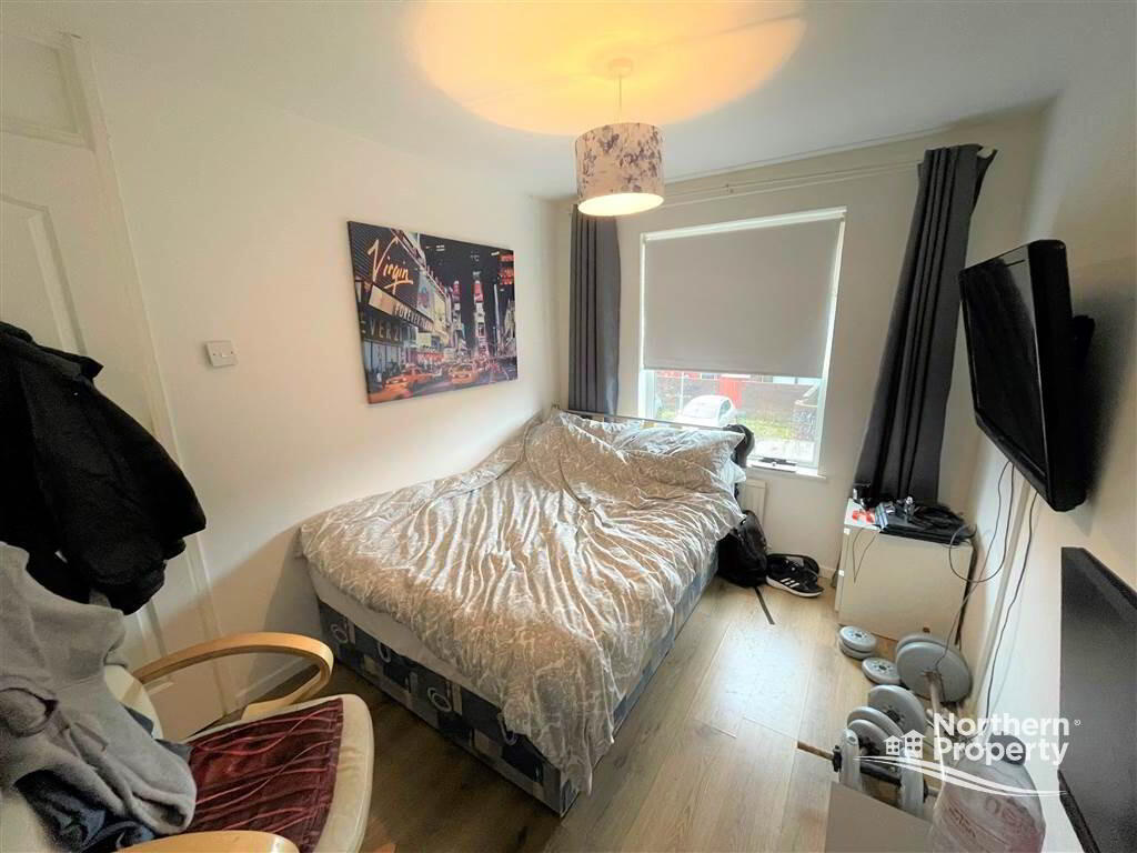 Photo 10 of 8 Cairns Street, Belfast