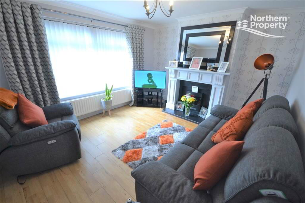 Photo 3 of 15 Glencolin Drive, Belfast