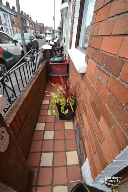 Photo 2 of 59 Iris Drive, Belfast