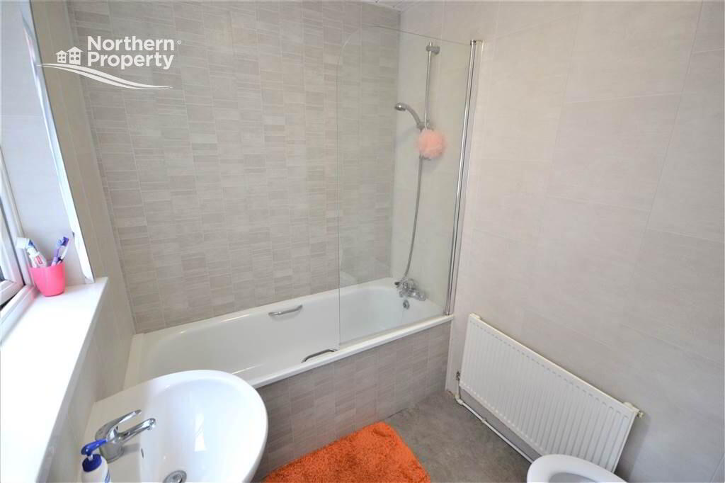Photo 4 of 18 Beechmount Crescent, Belfast