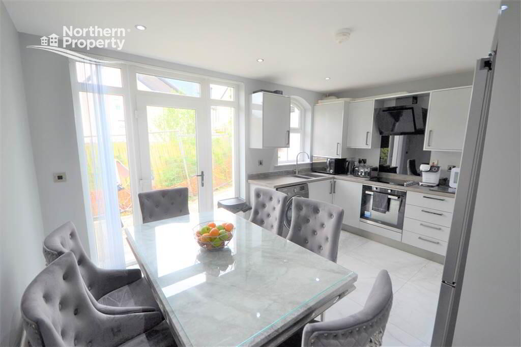 Photo 11 of 10 Barnfield Manor, Lisburn