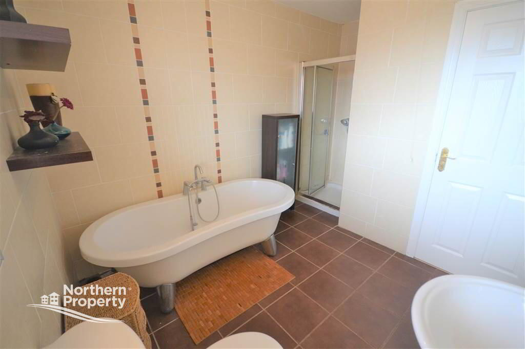 Photo 19 of 55 Mount Eagles Avenue, Belfast