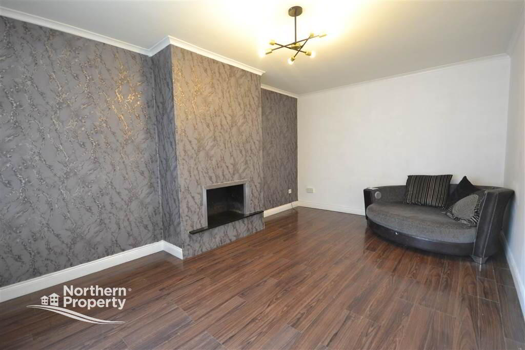 Photo 4 of 15 Closnamona Court, Belfast