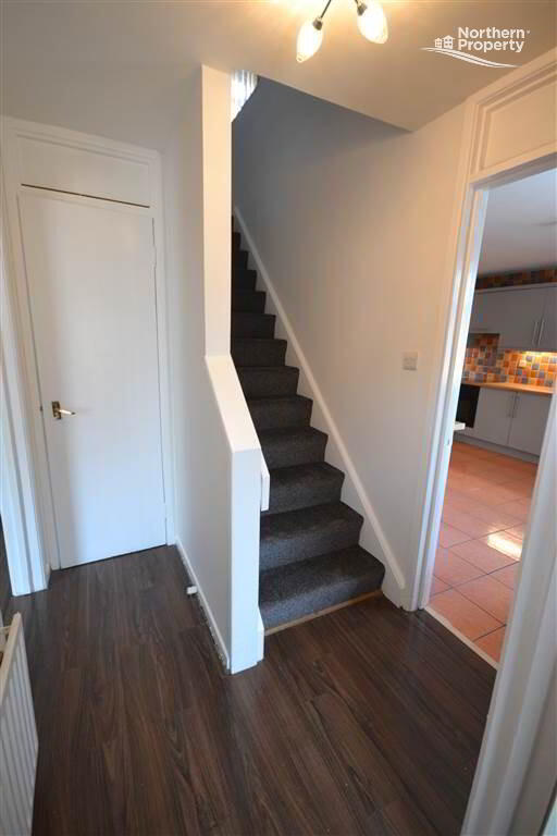 Photo 3 of 15 Closnamona Court, Belfast