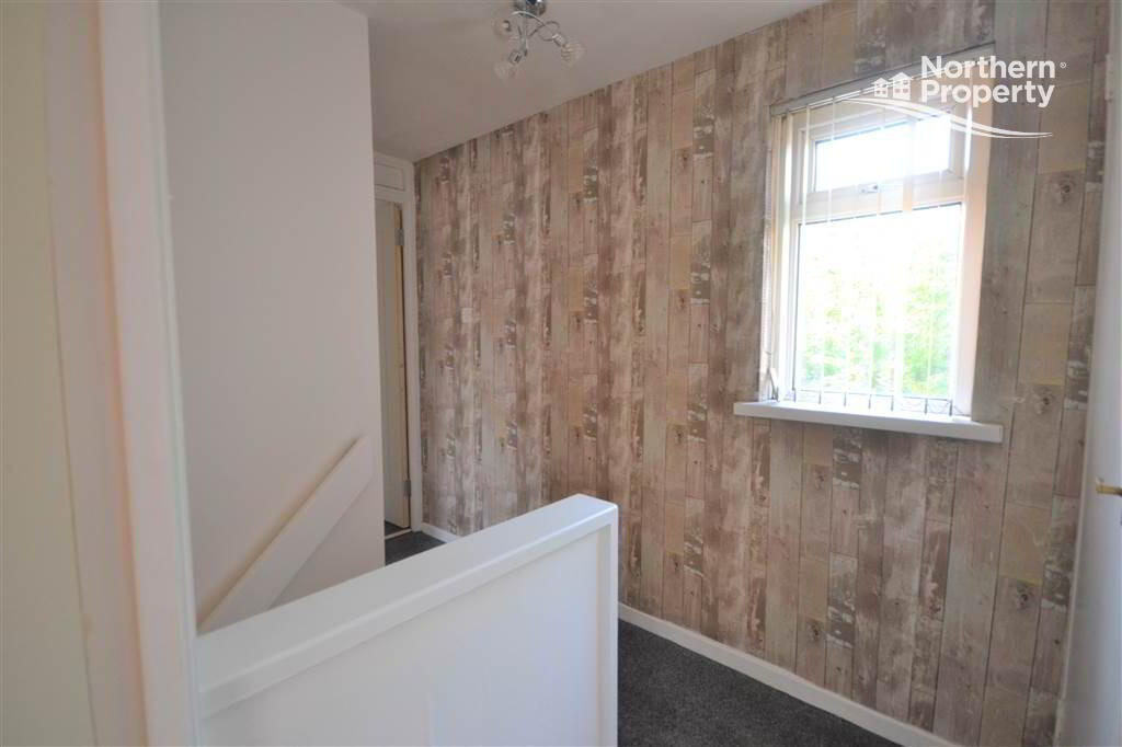 Photo 9 of 15 Closnamona Court, Belfast