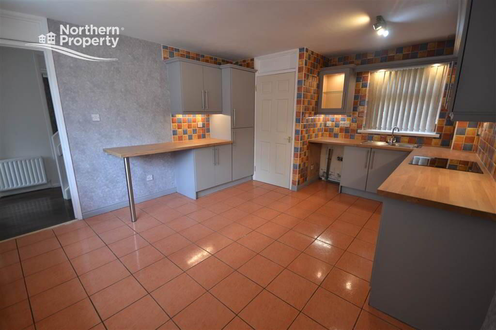 Photo 6 of 15 Closnamona Court, Belfast