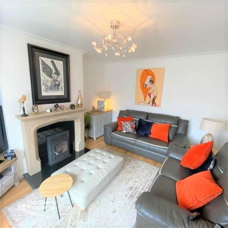 Photo 2 of 9 Corrina Avenue, Dunmurry, Belfast