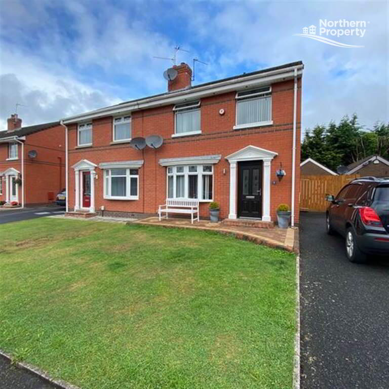 Photo 1 of 9 Corrina Avenue, Dunmurry, Belfast