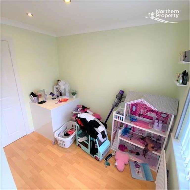 Photo 12 of 9 Corrina Avenue, Dunmurry, Belfast