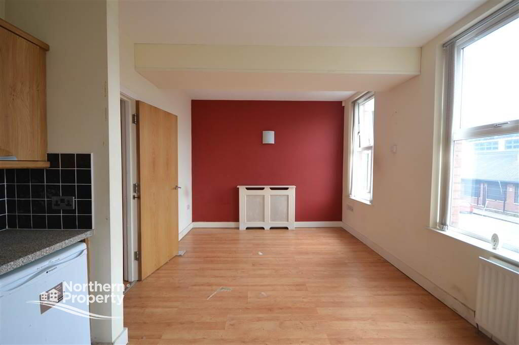 Photo 2 of Apt 8, 107 Cliftonville Road, Belfast