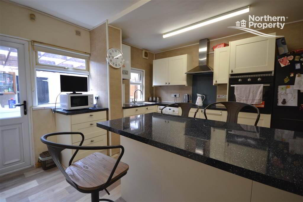 Photo 6 of 96 Dunluce Avenue, Belfast