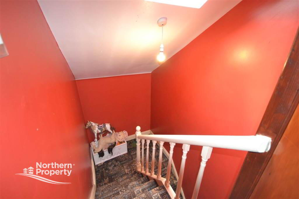 Photo 11 of 96 Dunluce Avenue, Belfast
