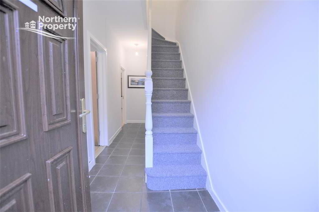 Photo 3 of 13 Iveagh Drive, Belfast