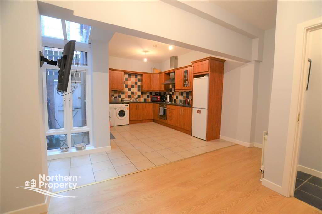 Photo 6 of 13 Iveagh Drive, Belfast