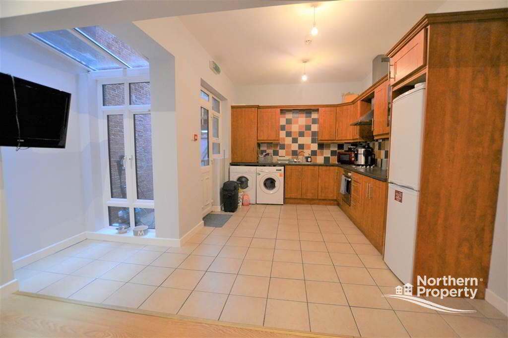 Photo 7 of 13 Iveagh Drive, Belfast