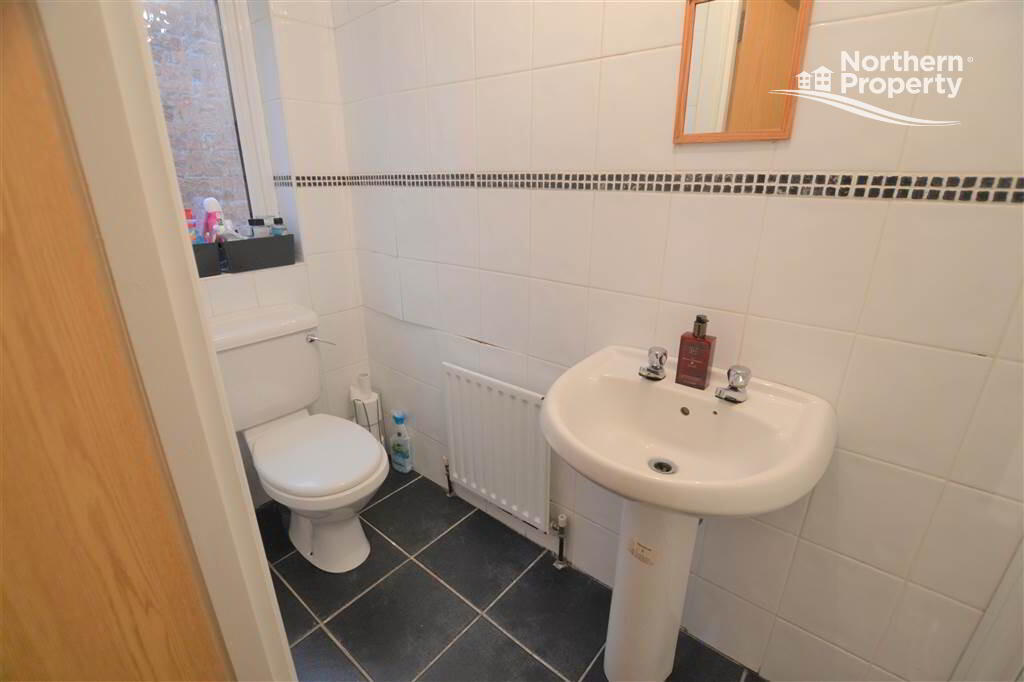 Photo 11 of 13 Iveagh Drive, Belfast