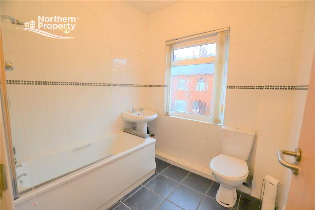 Photo 15 of 13 Iveagh Drive, Belfast