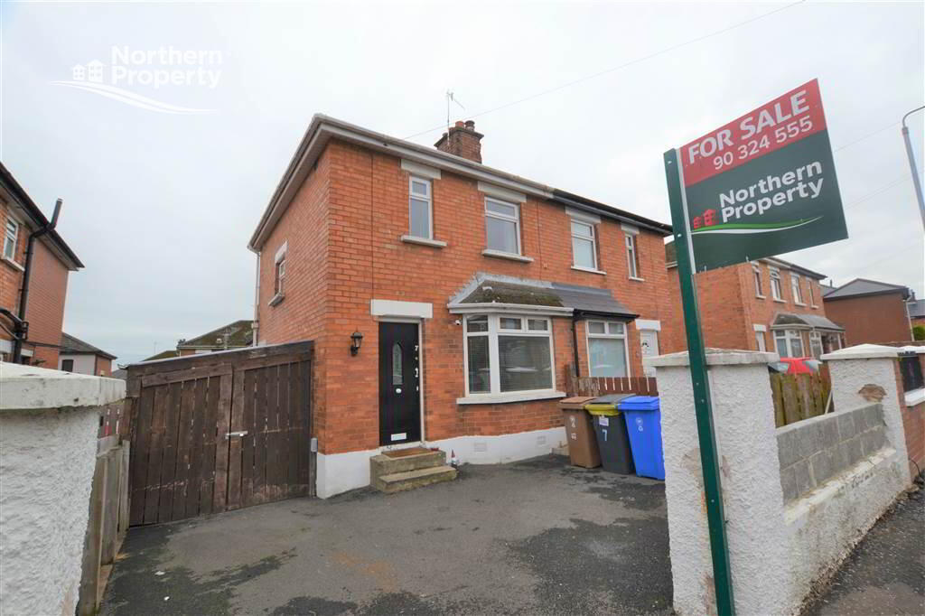 Photo 1 of 7 Andersonstown Gardens, Belfast