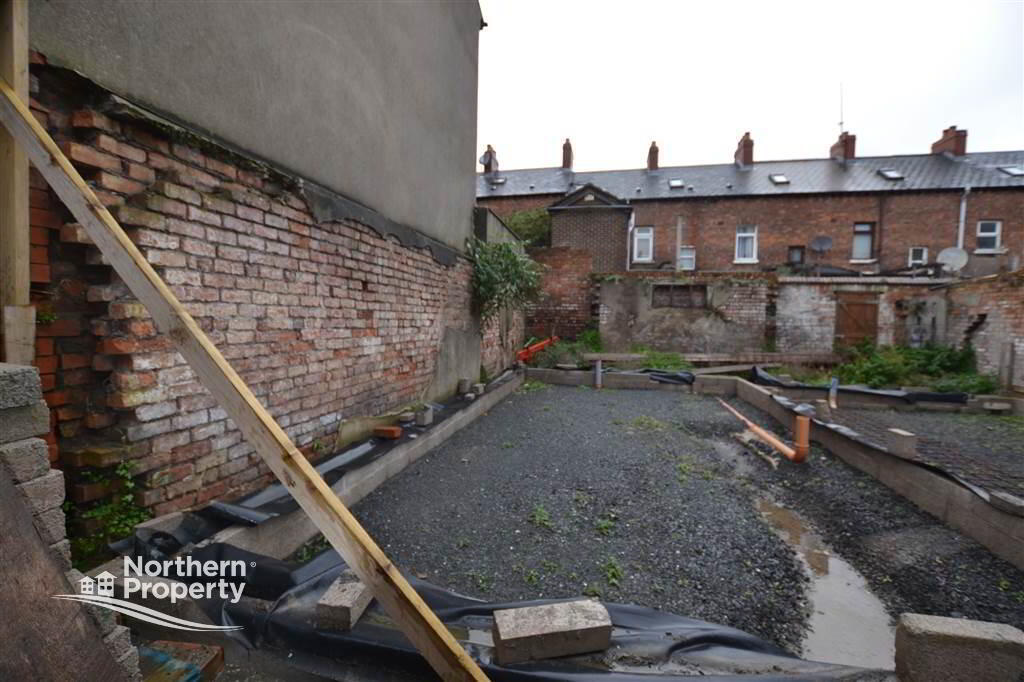 Photo 4 of 17-19 Euterpe Street, Belfast