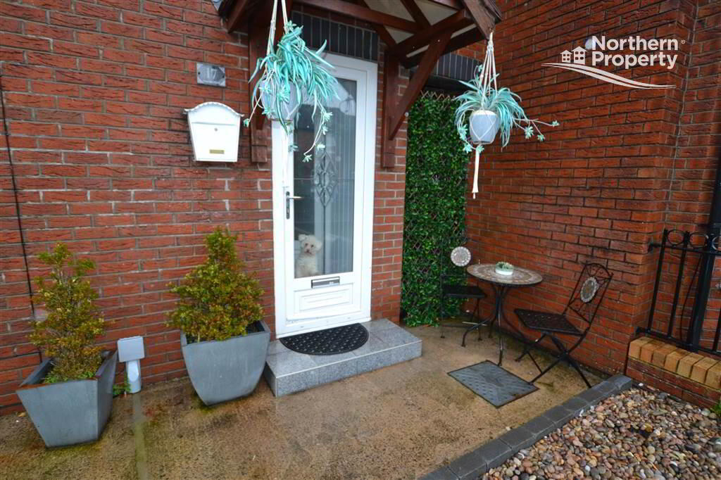 Photo 2 of 17 Beechmount Gardens, Belfast