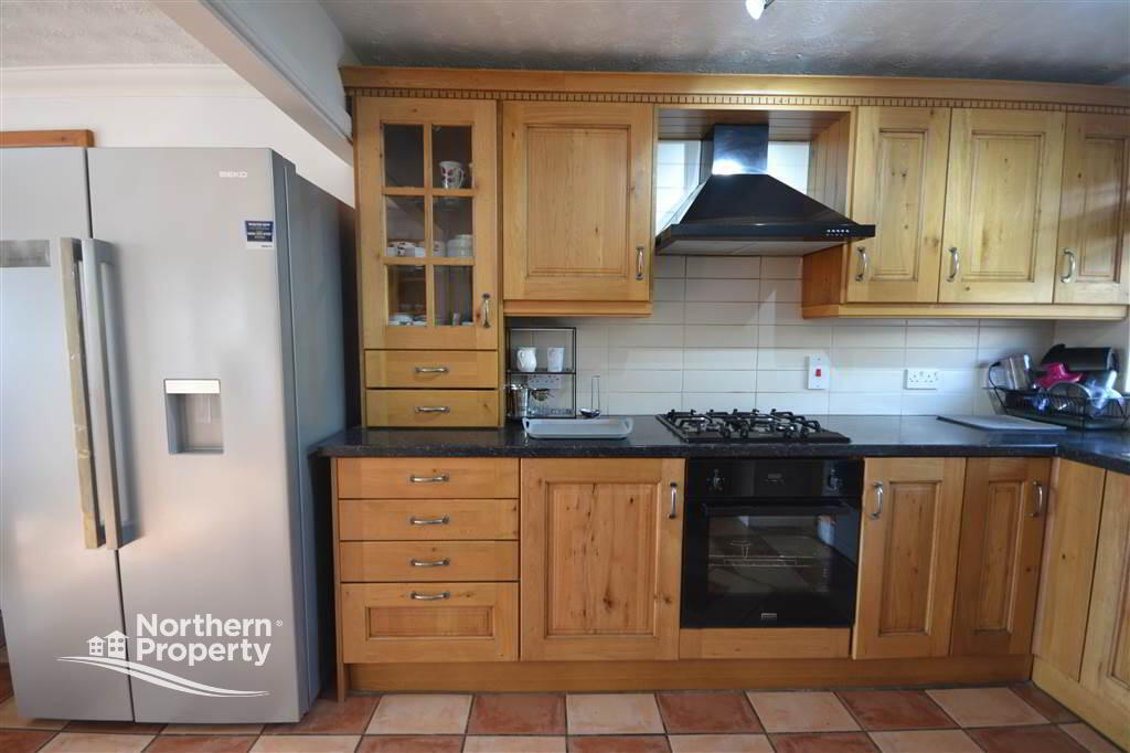 Photo 10 of 35 Cherry Gardens, Twinbrook, Belfast