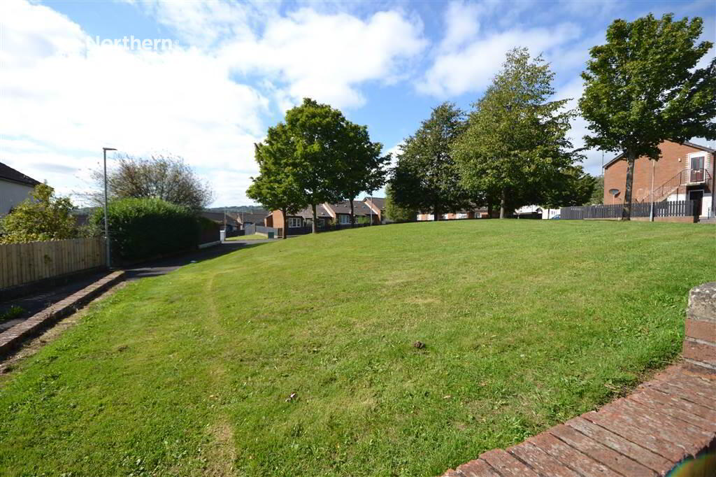 Photo 17 of 35 Cherry Gardens, Twinbrook, Belfast