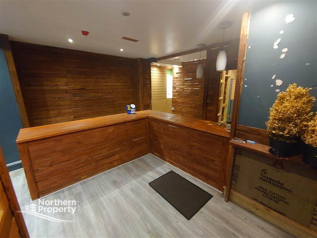 Photo 2 of 265 Falls Road, Belfast