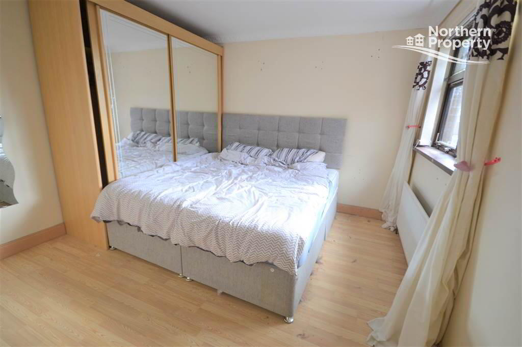 Photo 9 of 103 Ross Road, Belfast