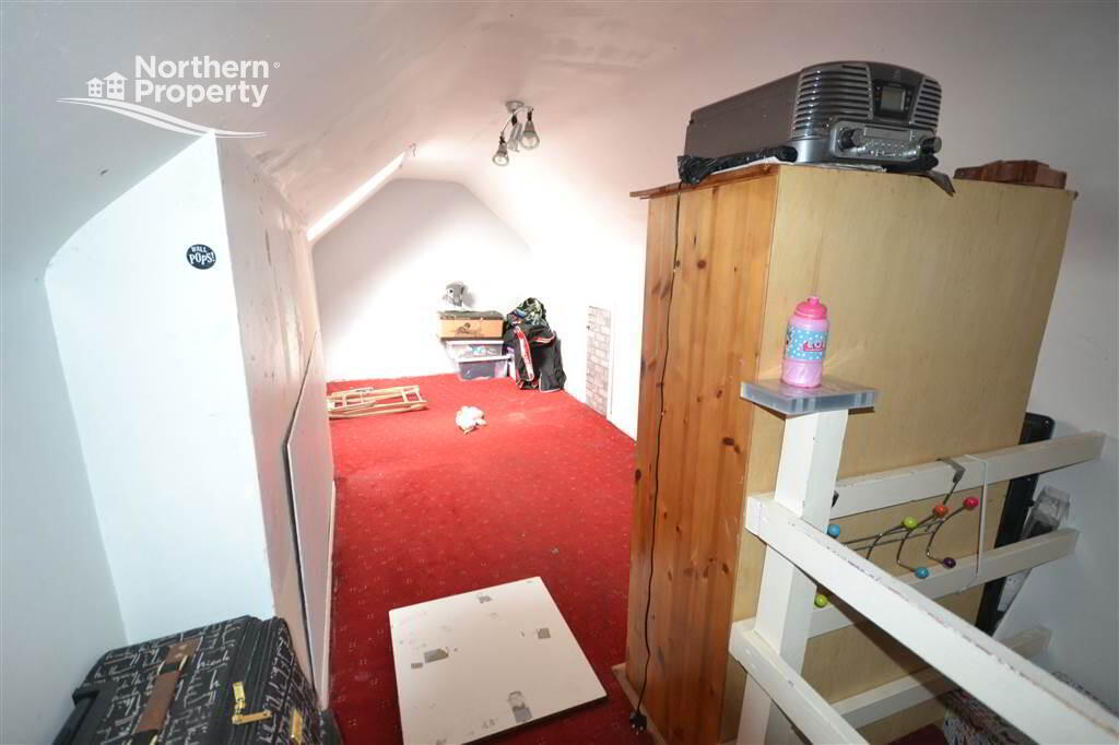 Photo 13 of 28 Bearnagh Drive, Belfast