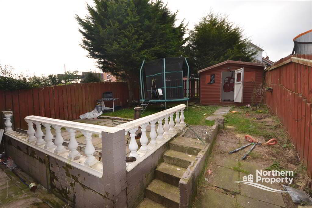 Photo 14 of 28 Bearnagh Drive, Belfast
