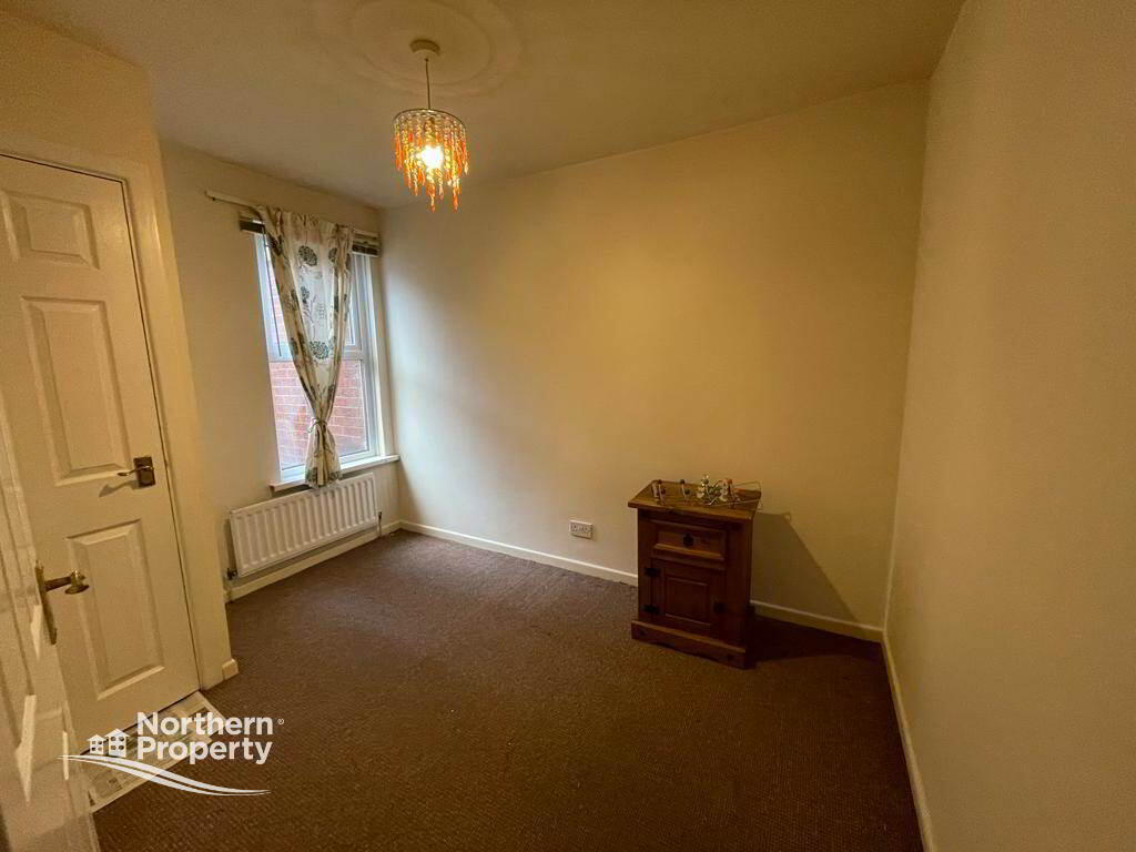 Photo 11 of 11 Earlscourt Street, Belfast
