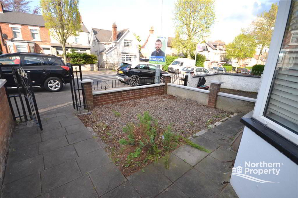 Photo 7 of 536 Donegall Road, Belfast