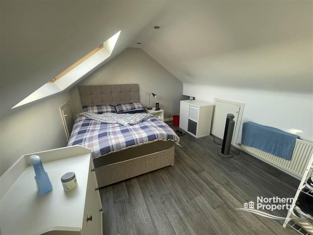 Photo 22 of 555 Falls Road, Belfast