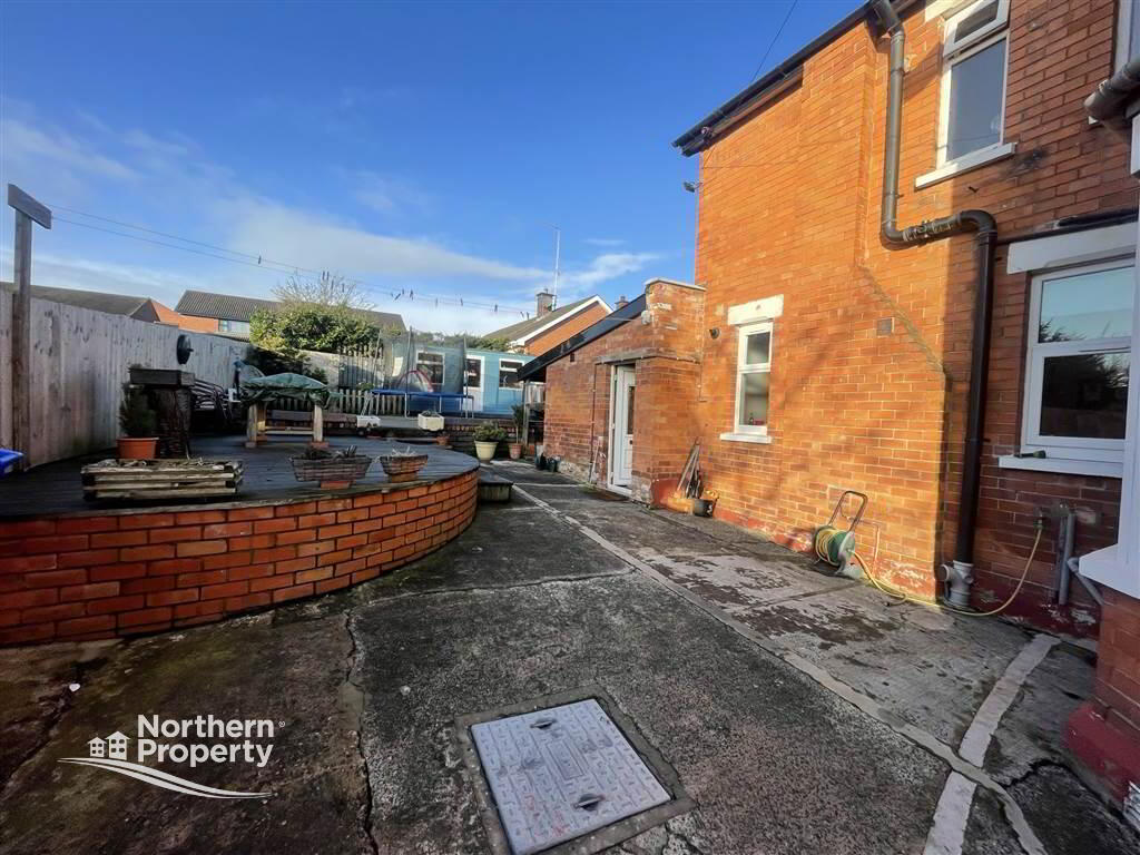 Photo 26 of 555 Falls Road, Belfast