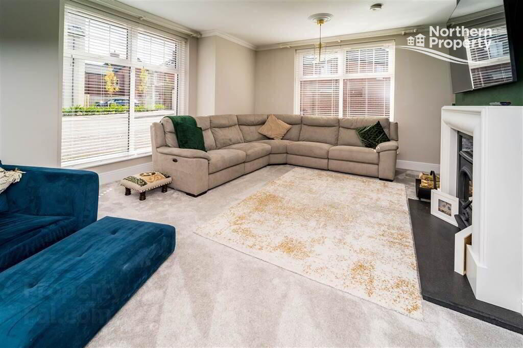 Photo 3 of 24 Fairfields Manor, Lisburn