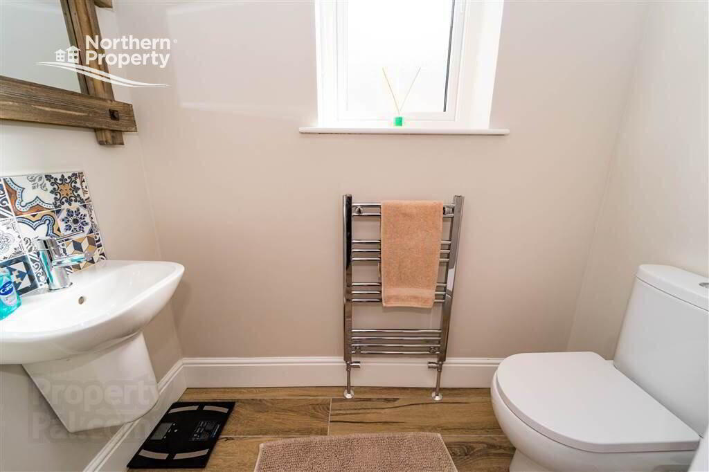 Photo 10 of 24 Fairfields Manor, Lisburn