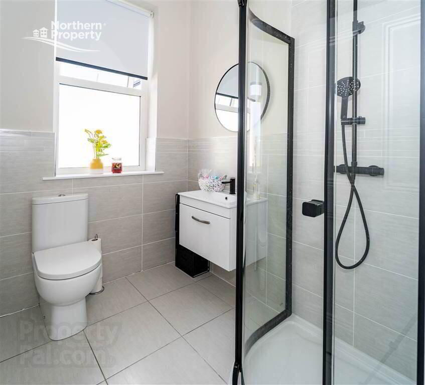 Photo 17 of 24 Fairfields Manor, Lisburn