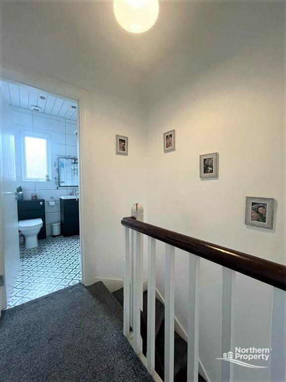 Photo 10 of 7 Iveagh Drive, Falls Road, Belfast