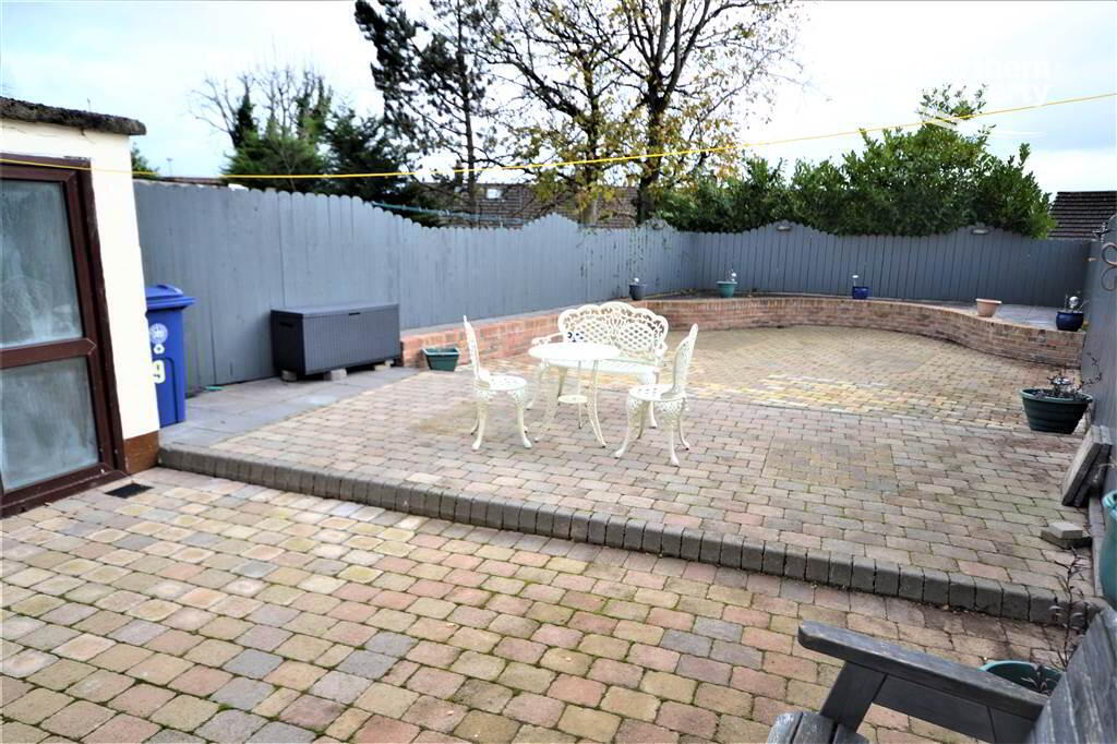 Photo 12 of 9 Whitecliff Drive, Belfast