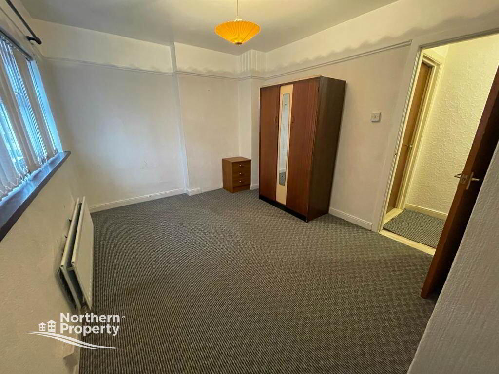 Photo 9 of 36 Iveagh Crescent, Belfast