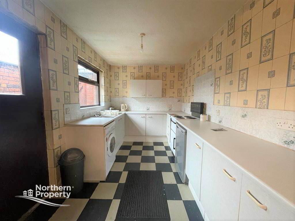 Photo 6 of 36 Iveagh Crescent, Belfast