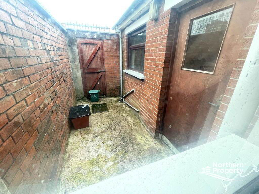 Photo 12 of 36 Iveagh Crescent, Belfast