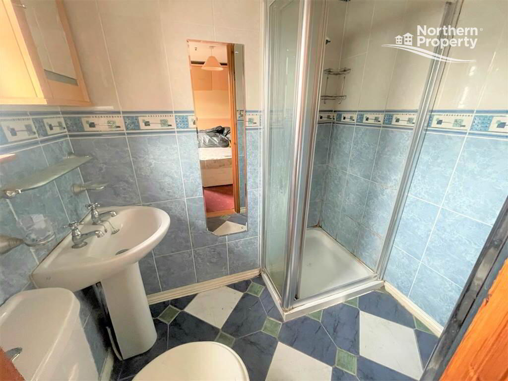 Photo 11 of 65 Ladybrook Crescent, Belfast
