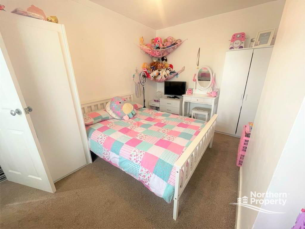 Photo 10 of 45 Springfield Drive, Belfast