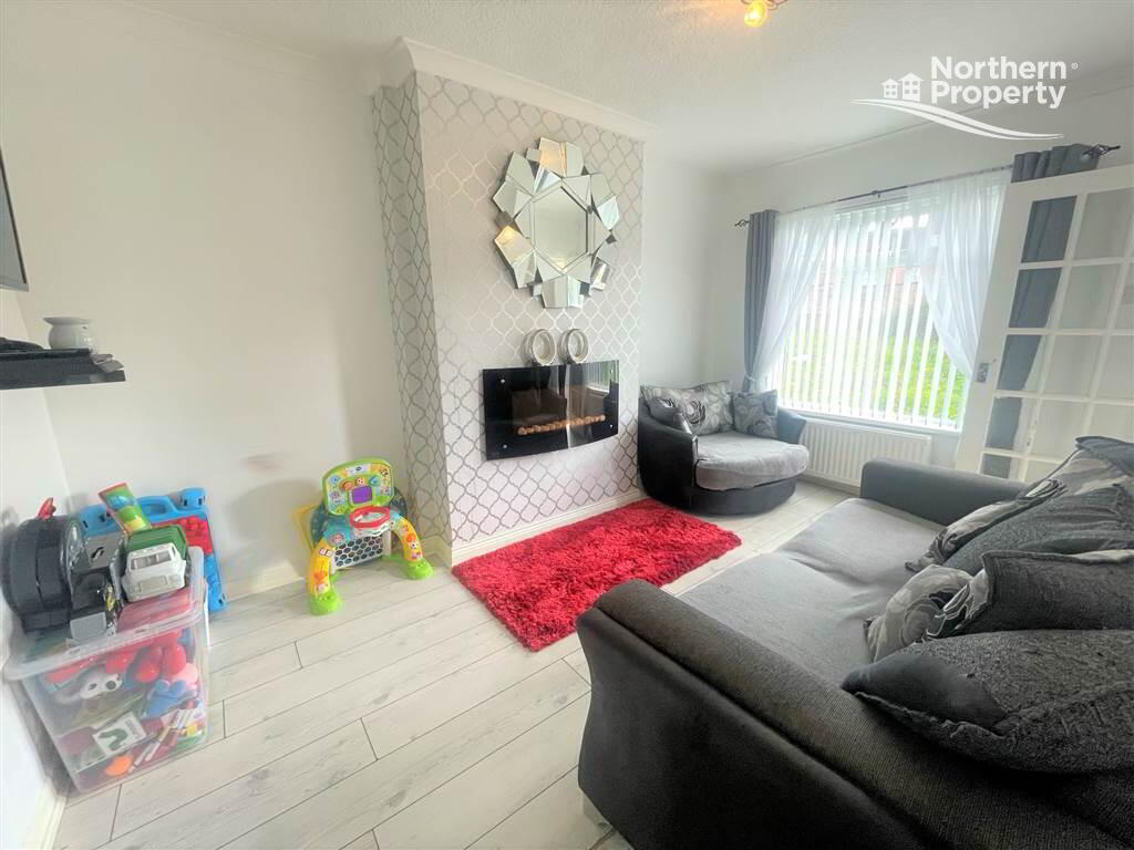 Photo 3 of 45 Springfield Drive, Belfast