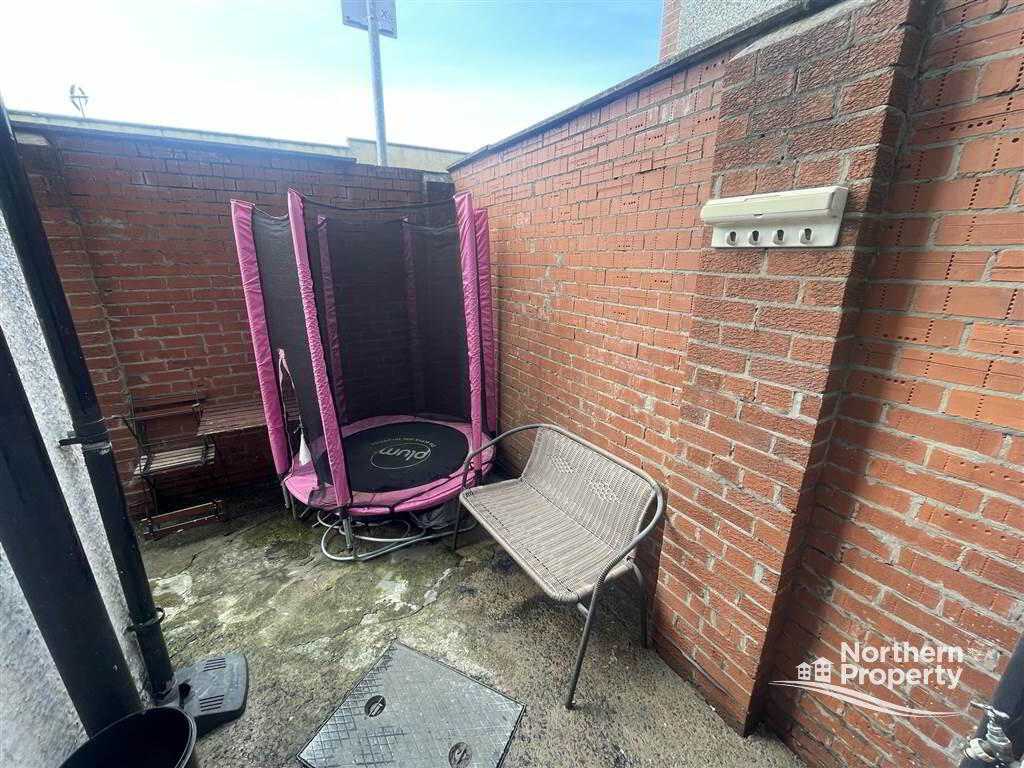 Photo 12 of 45 Springfield Drive, Belfast