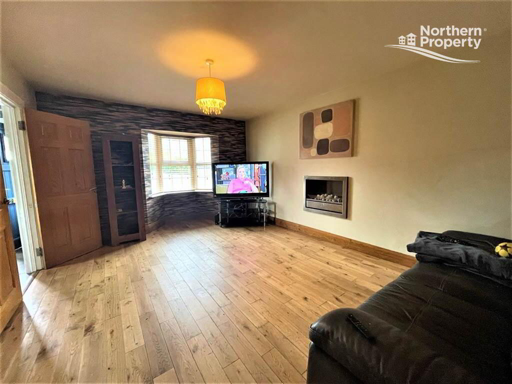 Photo 5 of 8 Mount Eagles Grove, Belfast